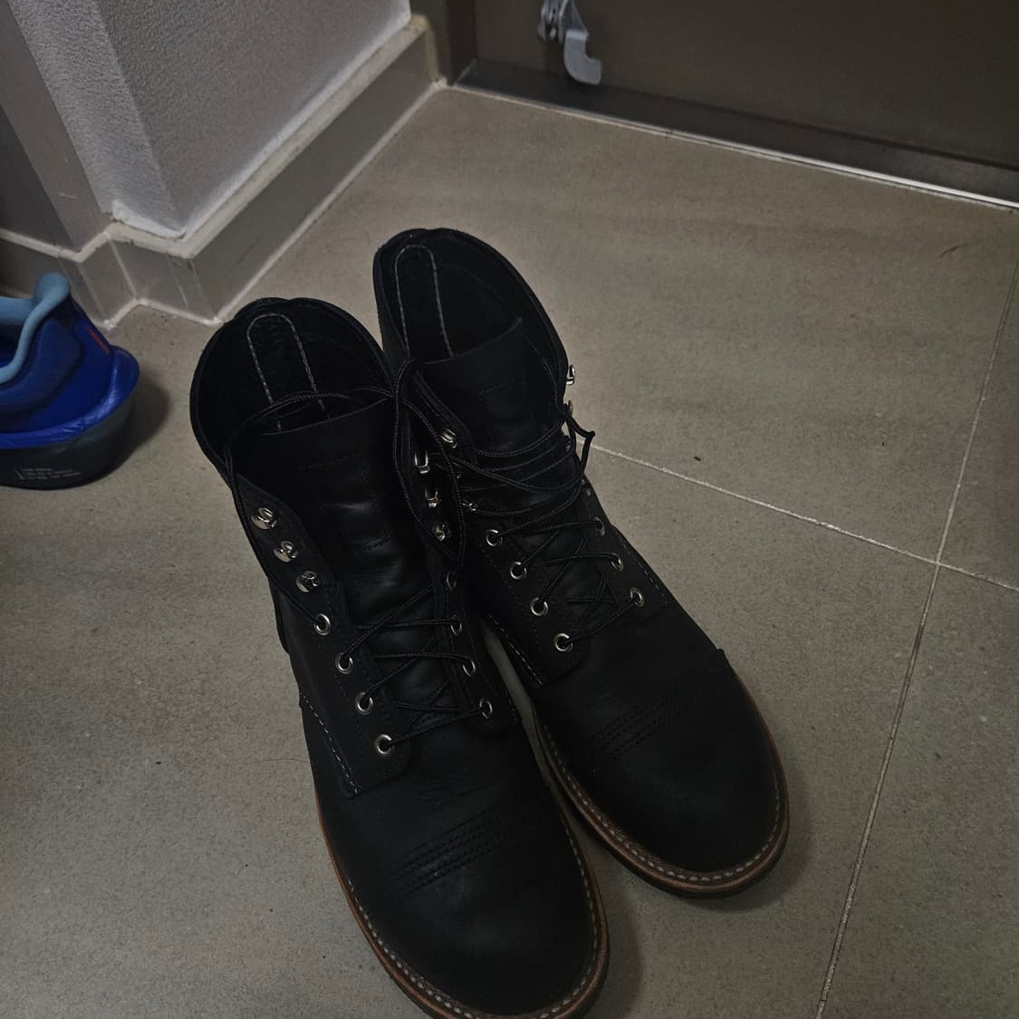 (270)레드윙 아이언레인저 8084 블랙하니스 팝니다. 24년구매 상품이미지2