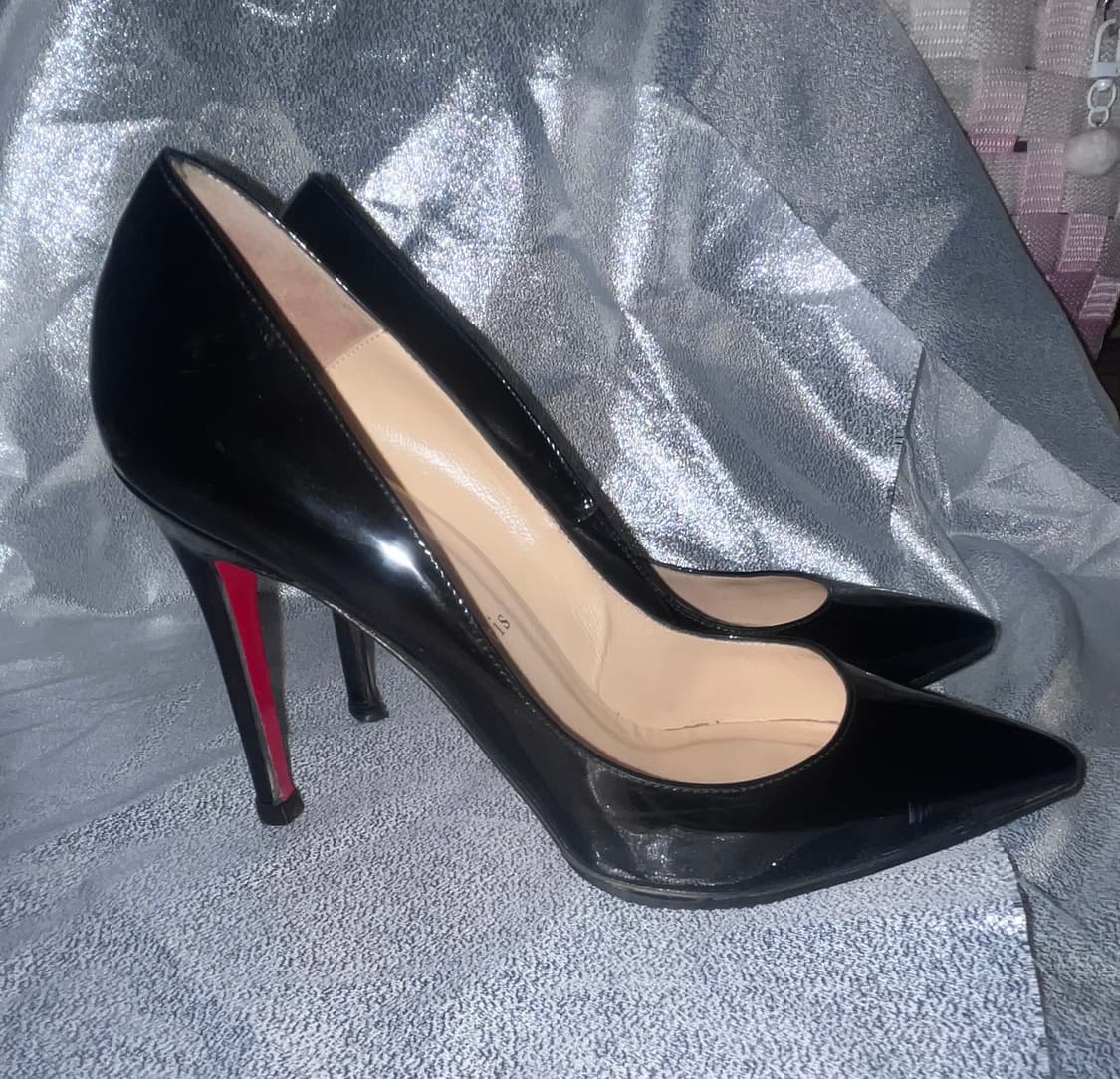 크리스챤 루부탱 에나멜 스틸레토 하이힐 상품이미지3
