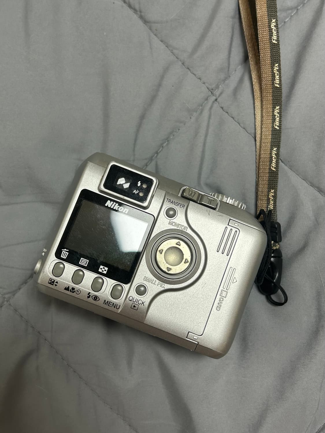 니콘 쿨픽스 4300 판매합니다! 상품이미지3