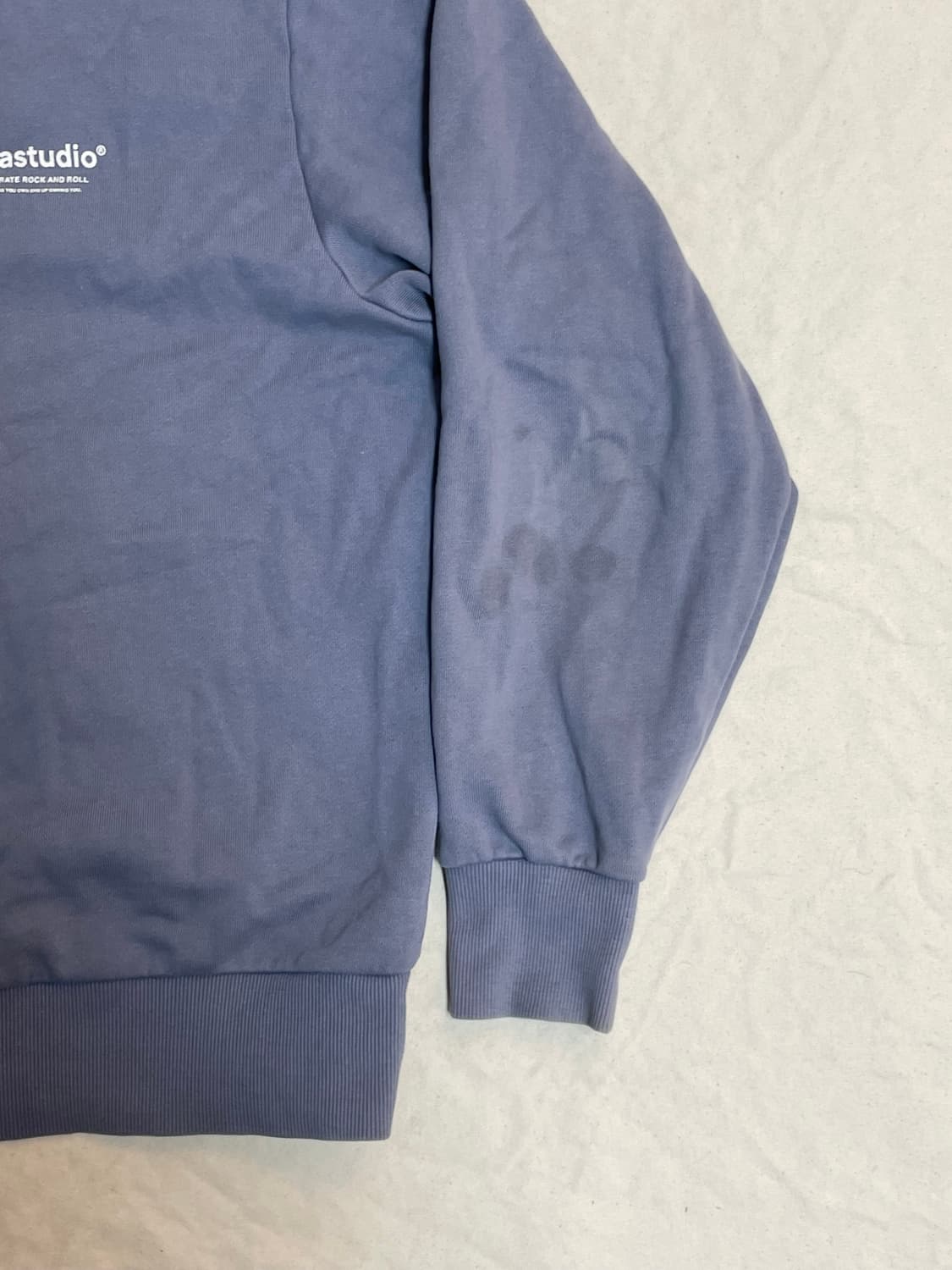 비바스튜디오 맨투맨  상품이미지4