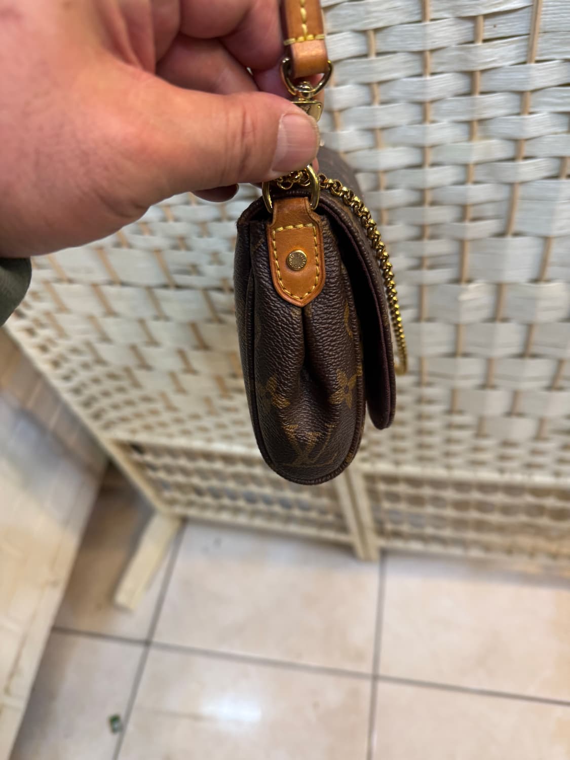 정품 루이비통 페이보릿 팝니다 상품이미지5