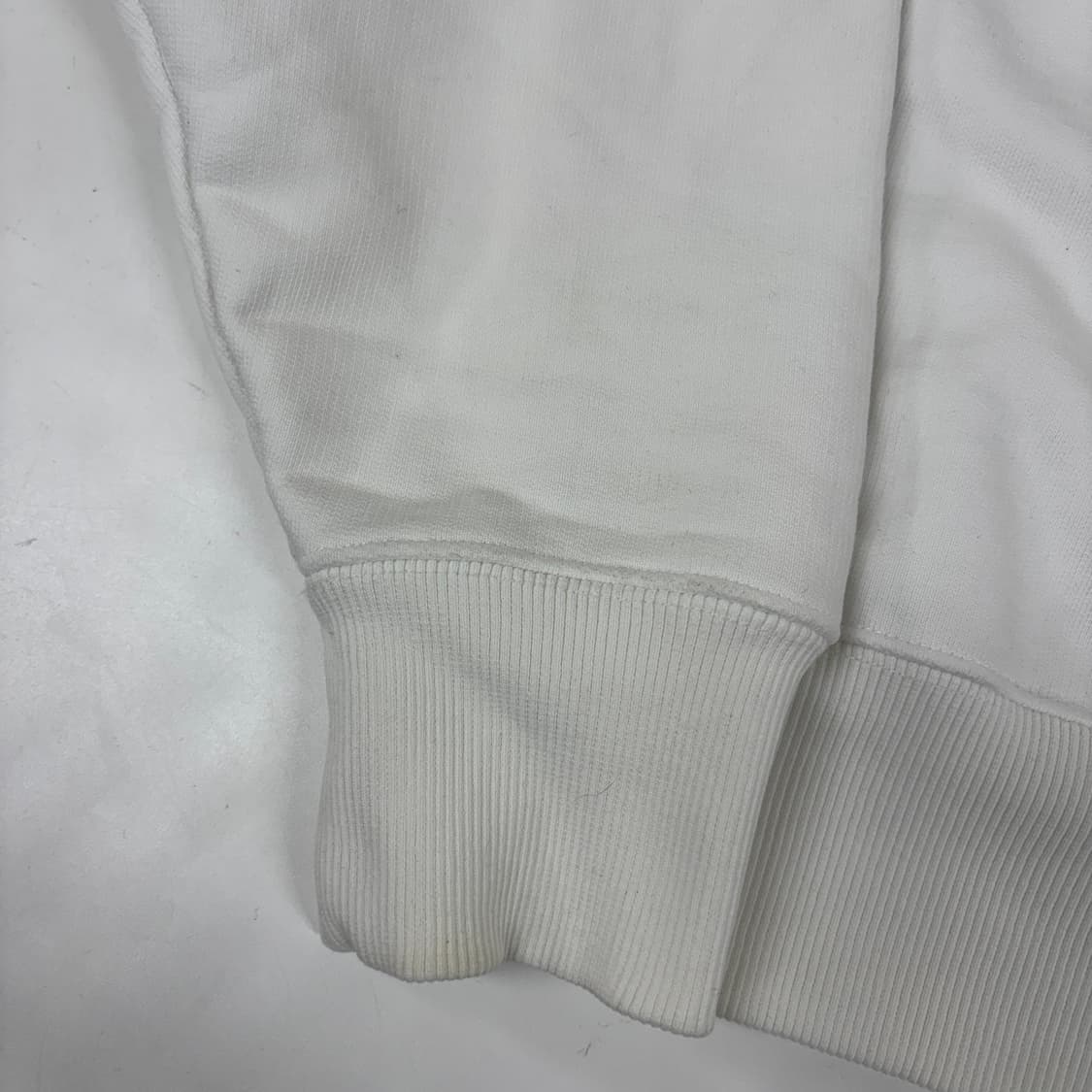 아미 스몰 하트 맨투맨 상품이미지7