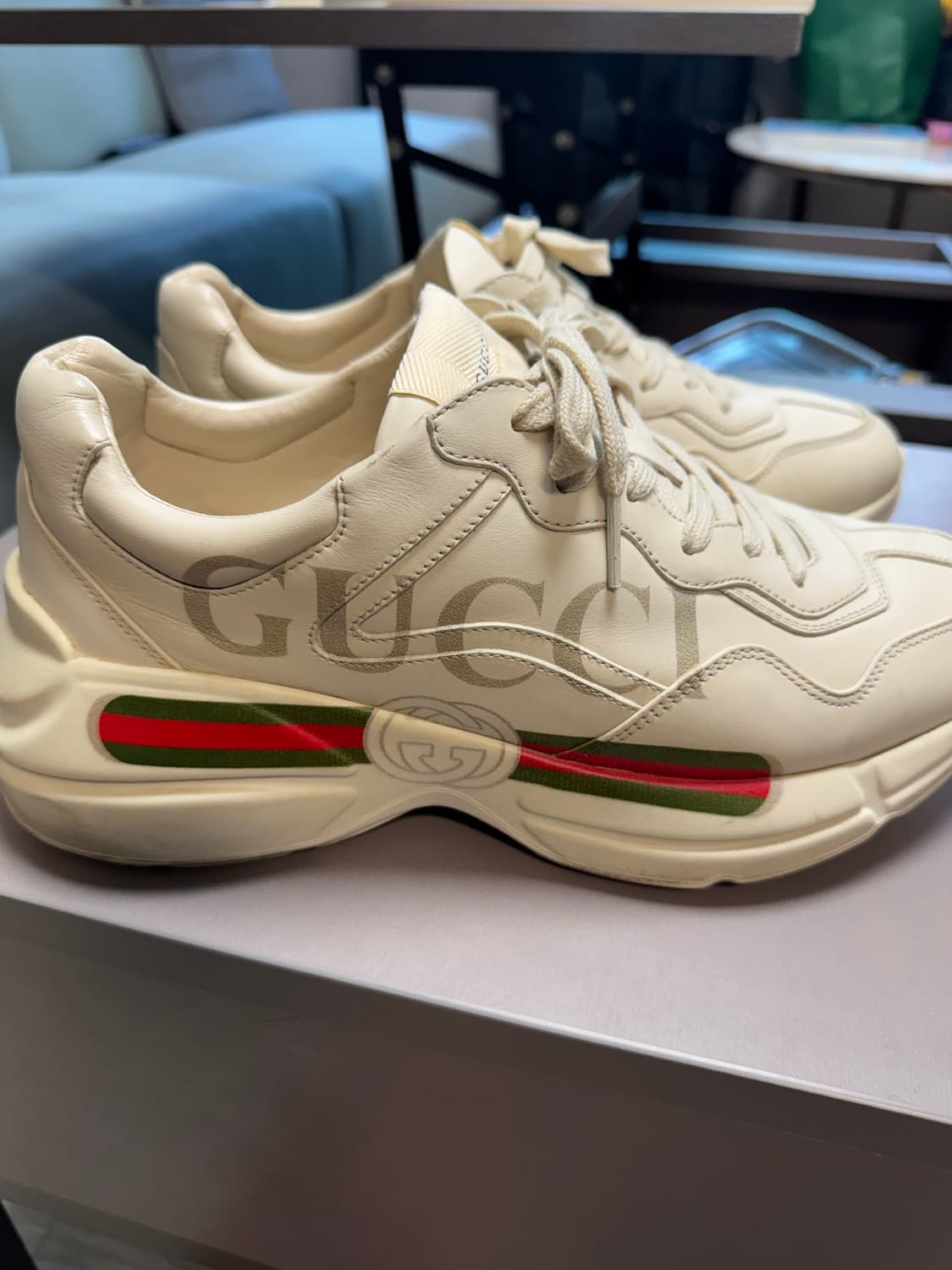 구찌 라이톤 7.5(270) 풀박 S급 상품이미지5