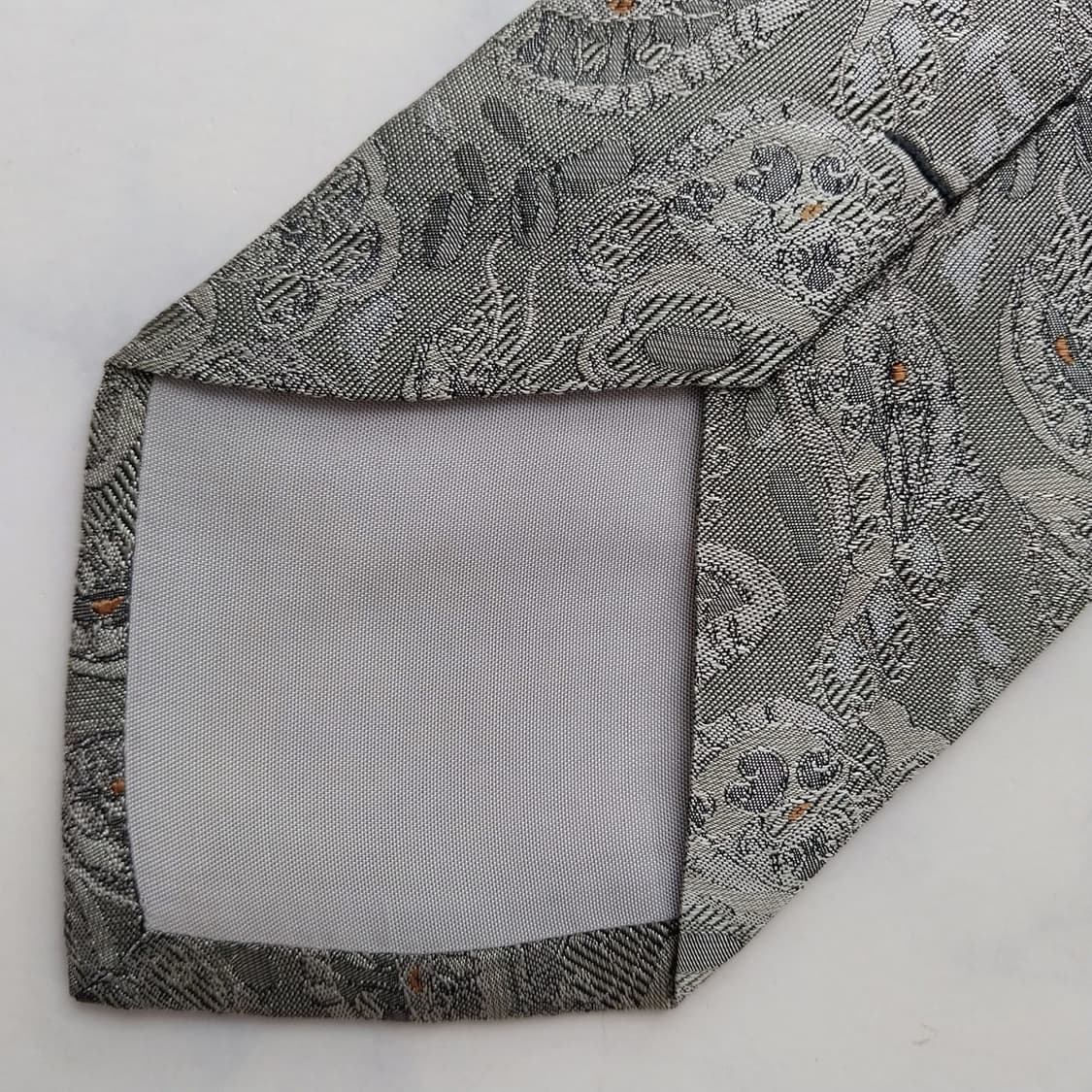 레노마 그레이 페이즐리 자카드 넥타이 8.8cm A+등급 K2443 상품이미지8