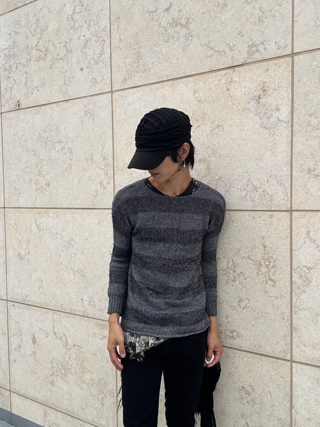 “Michel Klein” Black&Grey Knit Sleeve 상품이미지1
