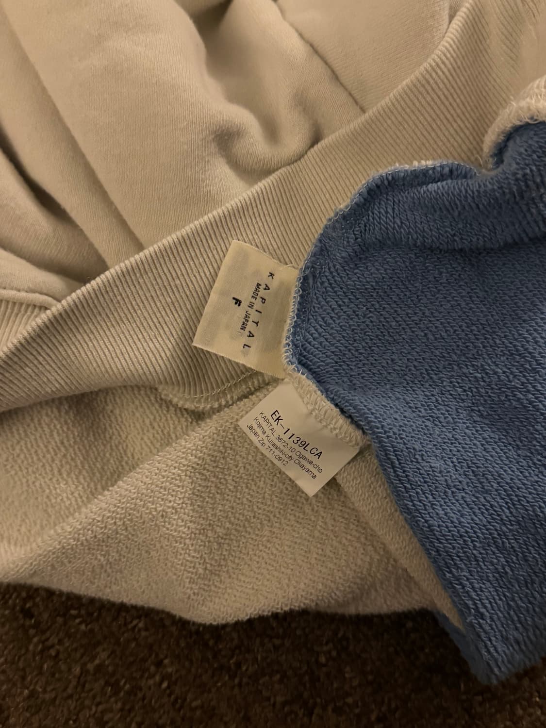 캐피탈 본 맨투맨 상품이미지5