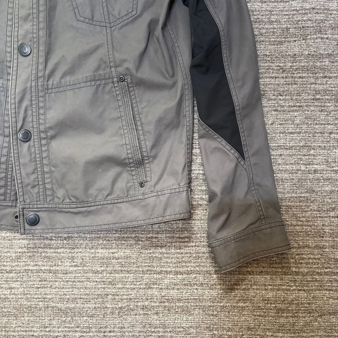 Armani Exchange 트러커 자켓 상품이미지4