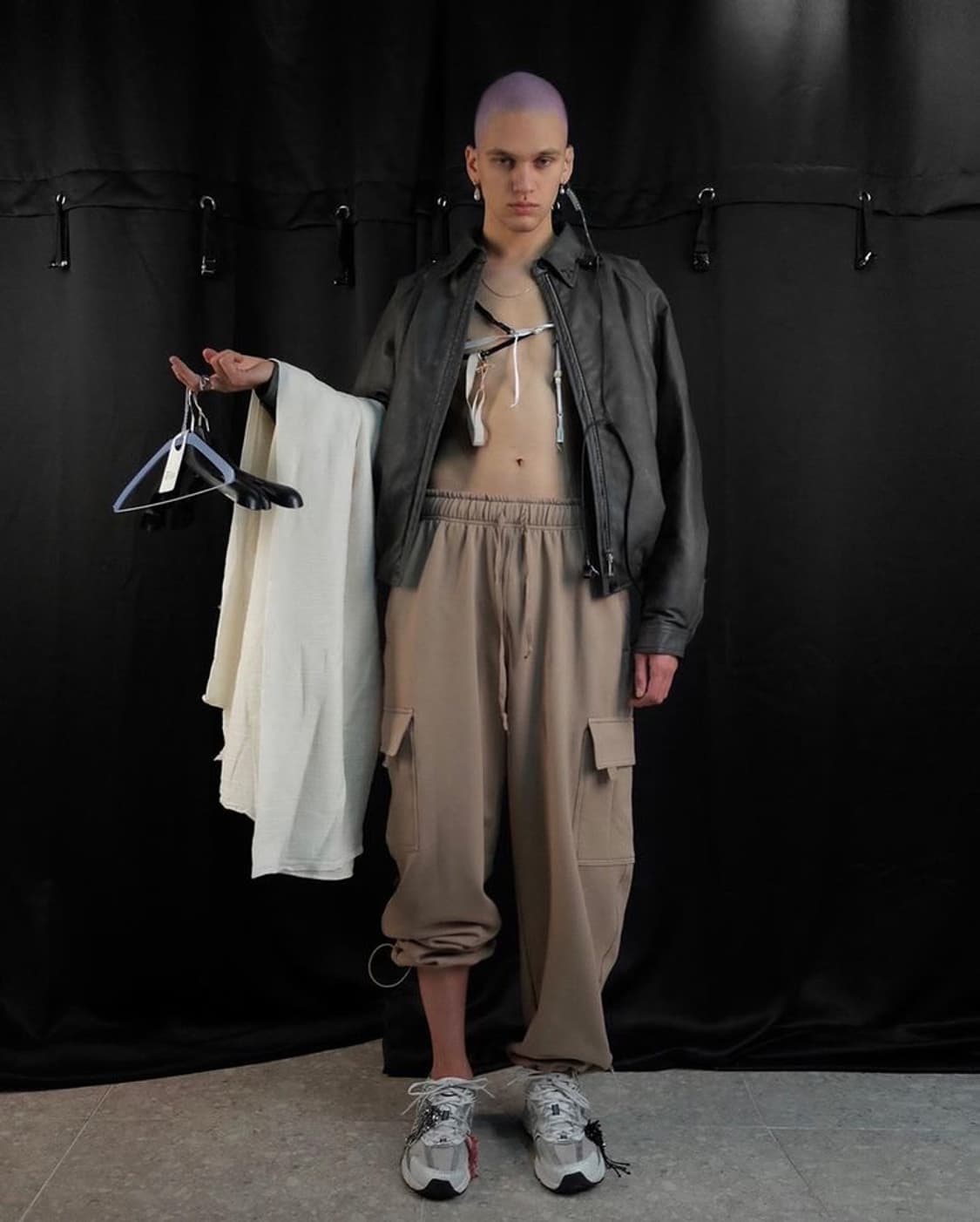 604service EMBROIDERED LEATHER JACKET 상품이미지3