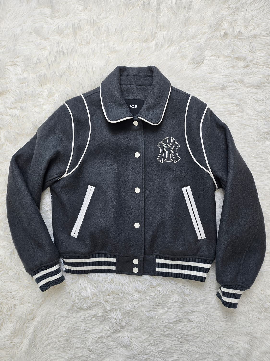 MLB 여성 울 카라 크롭 바시티자켓 NY 차콜그레이 s 상품이미지1