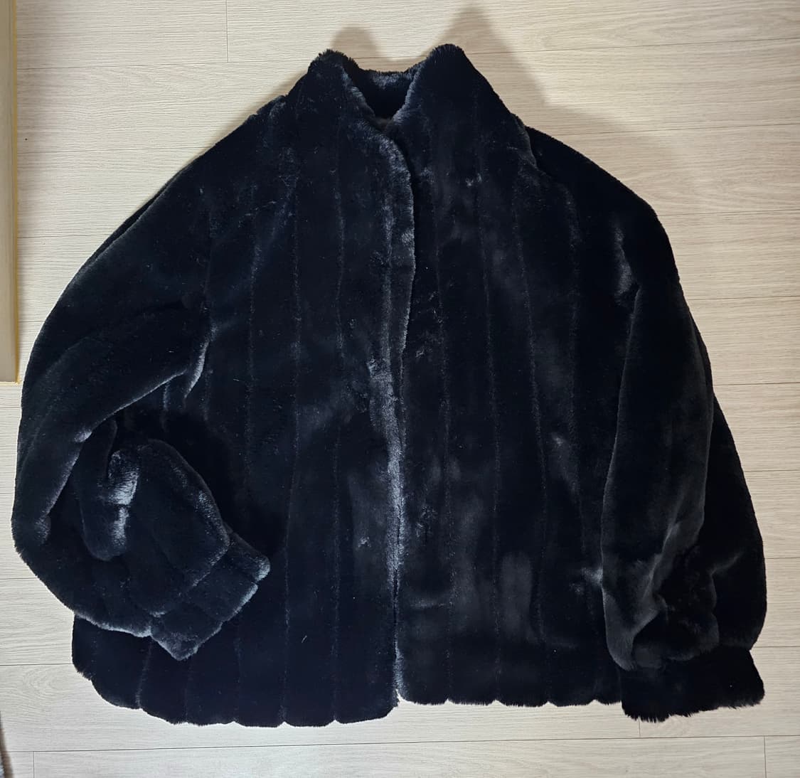 에코퍼 페이크퍼 블랙 자켓 상품이미지1