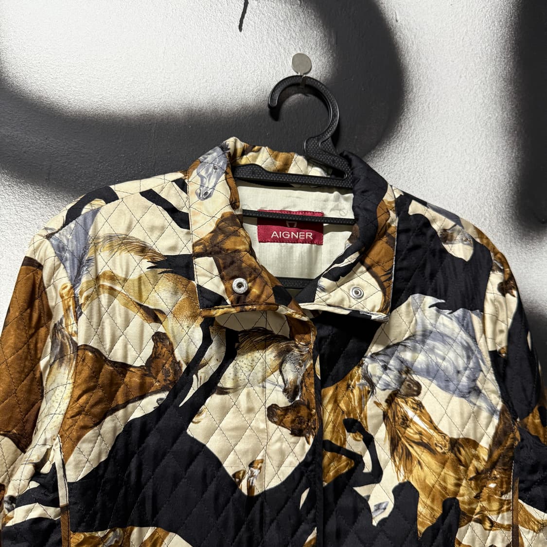 백화점판 아이그너 실크 100% 바로크 풀 패턴 퀼팅 자켓 상품이미지3