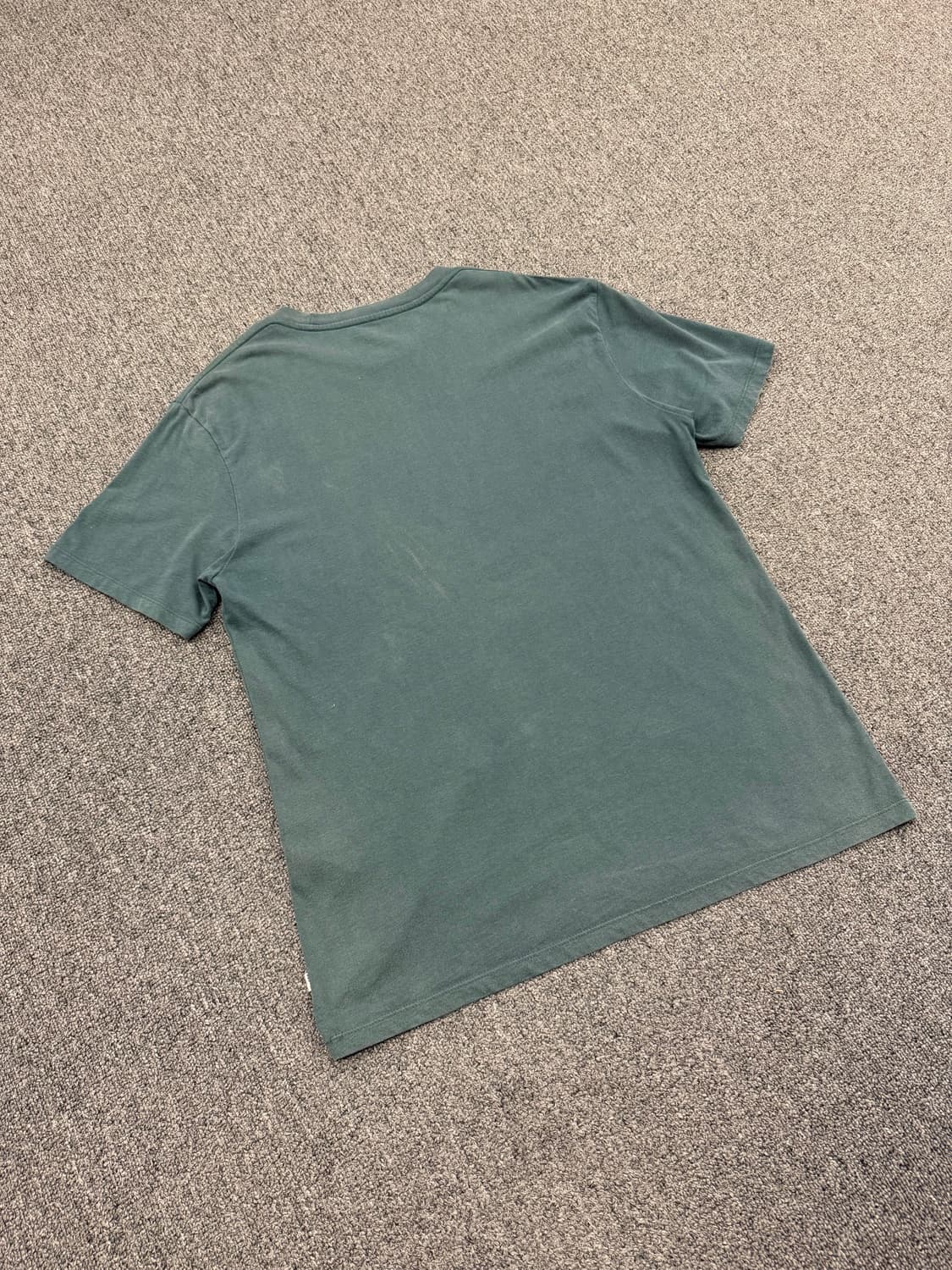 L) 리바이스 빈티지 카모플라주 패턴 로고 반팔 티셔츠  상품이미지4