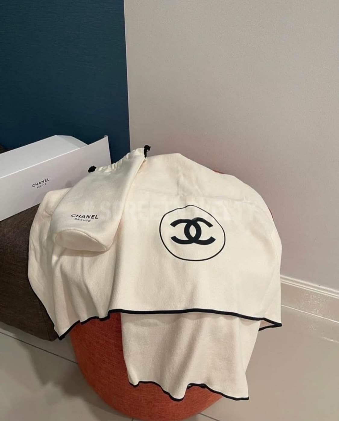 샤넬뷰티 겨울 기프트 블랭킷 무릎담요 여행담요 상품이미지8