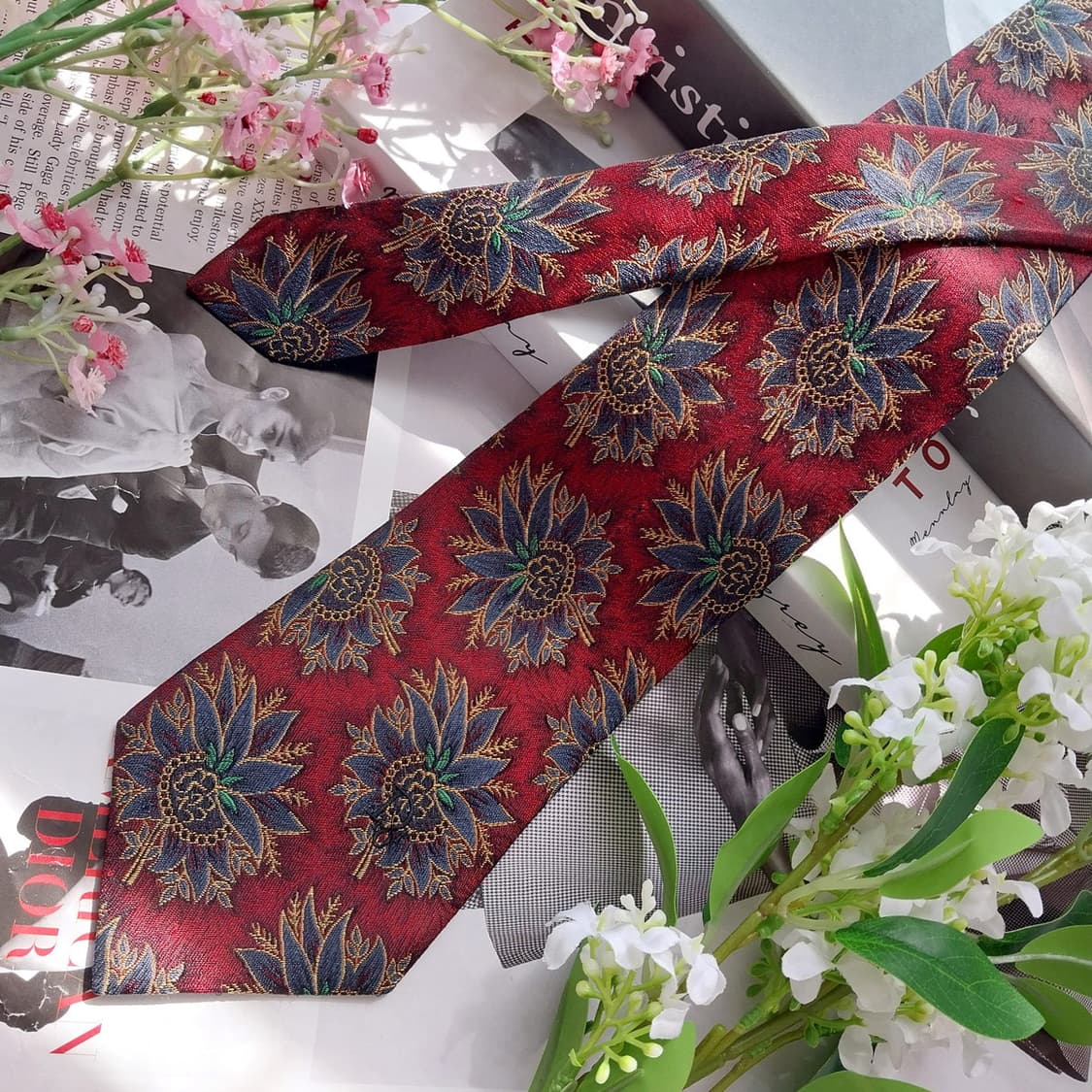 크리스찬 디올 실크 플라워 자카드 넥타이 9.3cm A등급 K2351
 상품이미지3