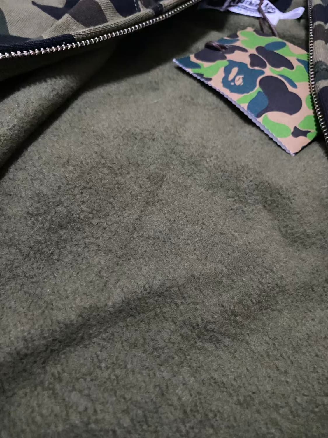 BAPE 1st Camo Shark Full Zip Hoodie Army 상품이미지5