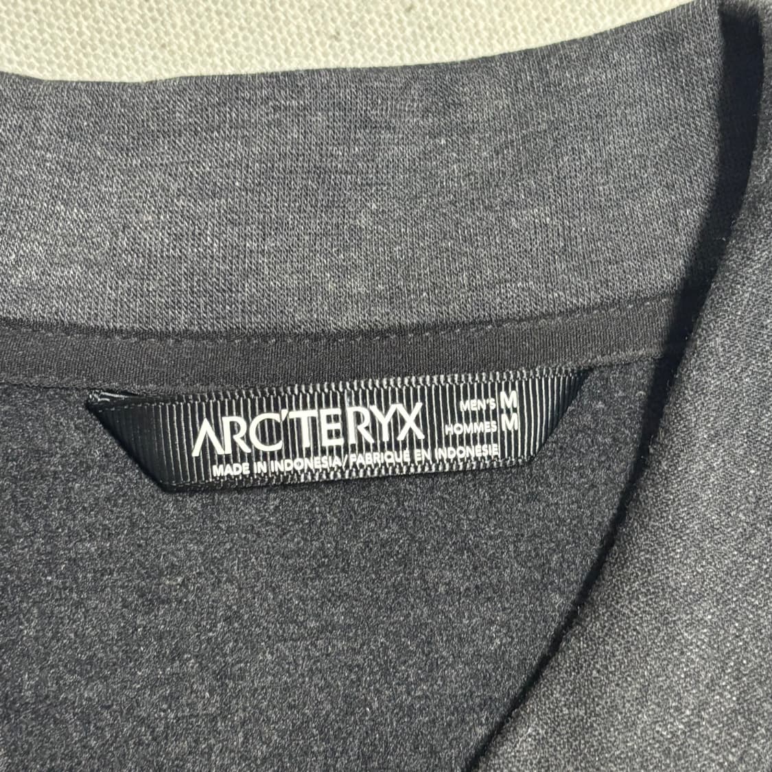M 아크테릭스 챠콜 스판 트레이닝 자켓 상품이미지4