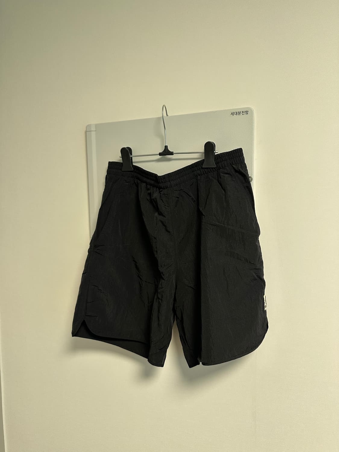 헤리티지플로스 10주년 나일론 쇼츠 상품이미지4