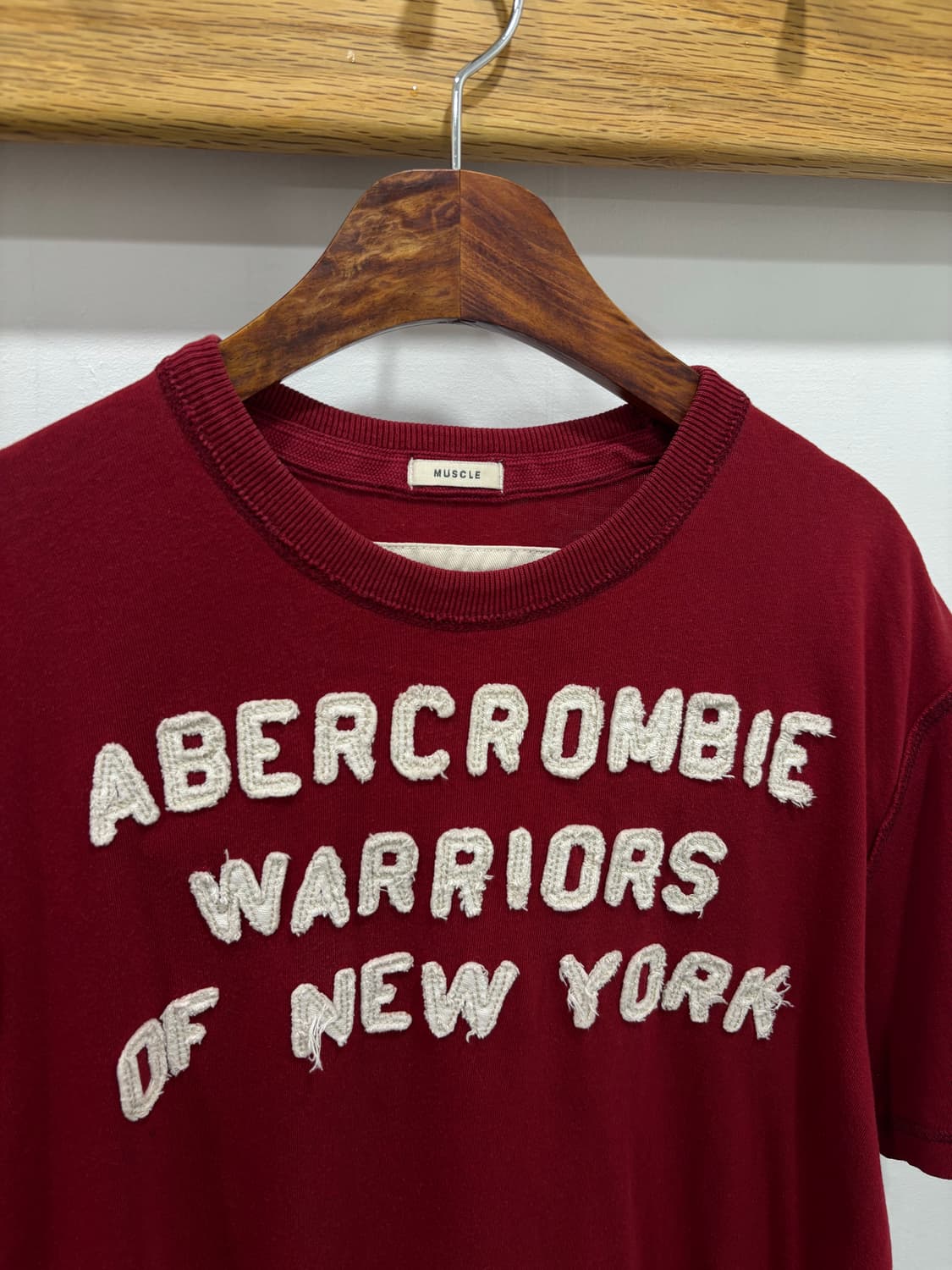Abercrombie 레터링 반팔티 상품이미지3