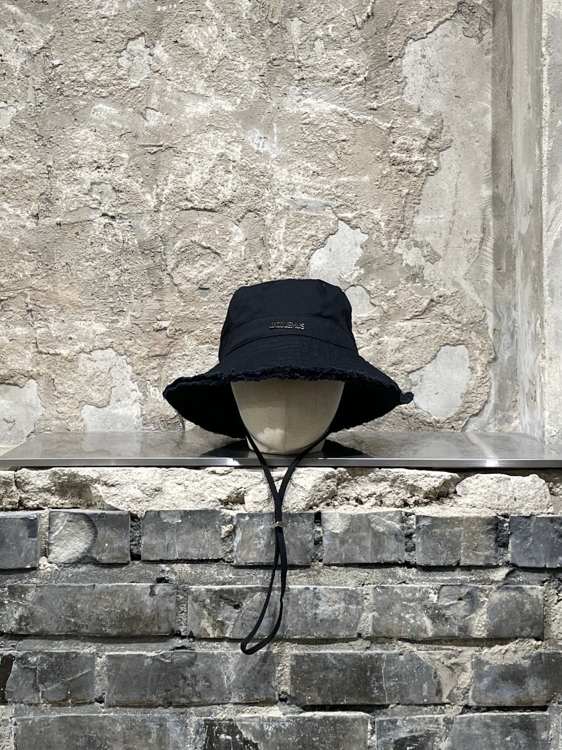 자크뮈스 블랙 아티초크 로고 버킷햇 상품이미지2