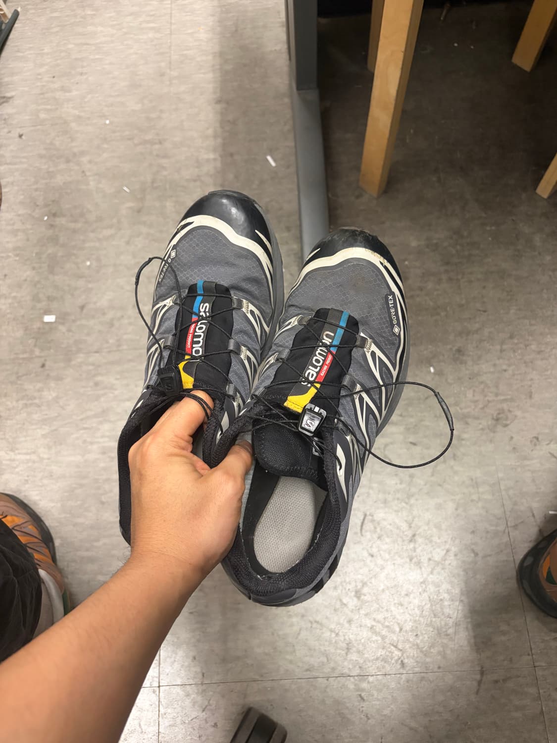 급처 살로몬 고어텍스 블랙 에보니 270 상품이미지1