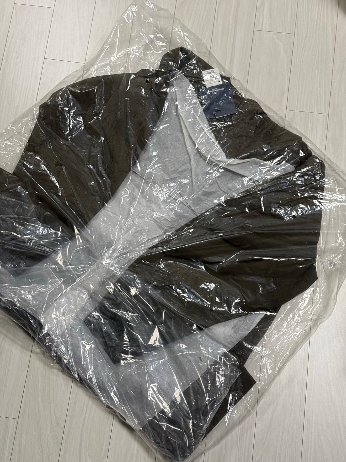 새상품) GU x 엔가 쉘 파카 M 올리브 상품이미지3