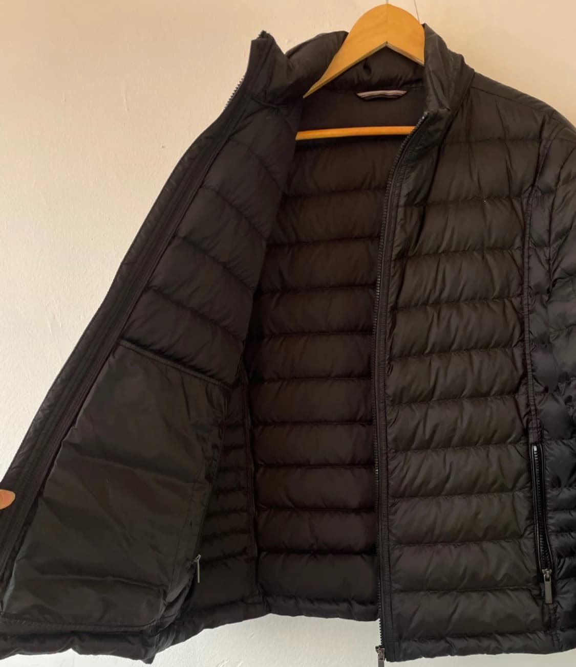 휴고보스 남성 덕다운경량패딩점퍼

 상품이미지4