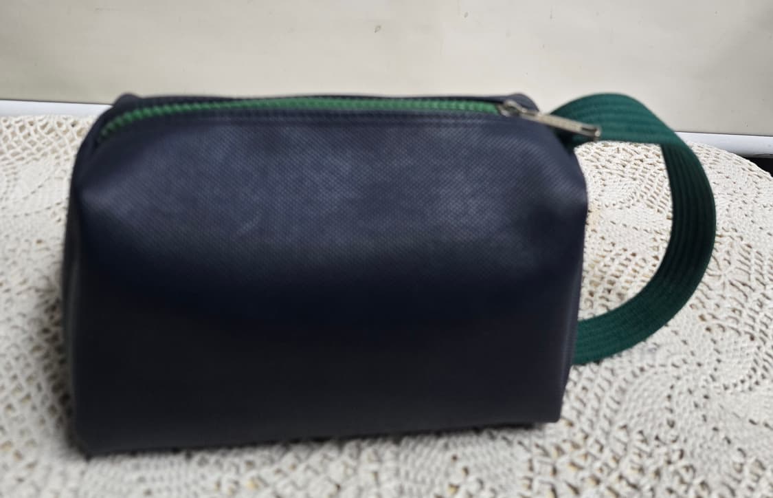 라코스테 미니 파우치. 손가방 상품이미지2