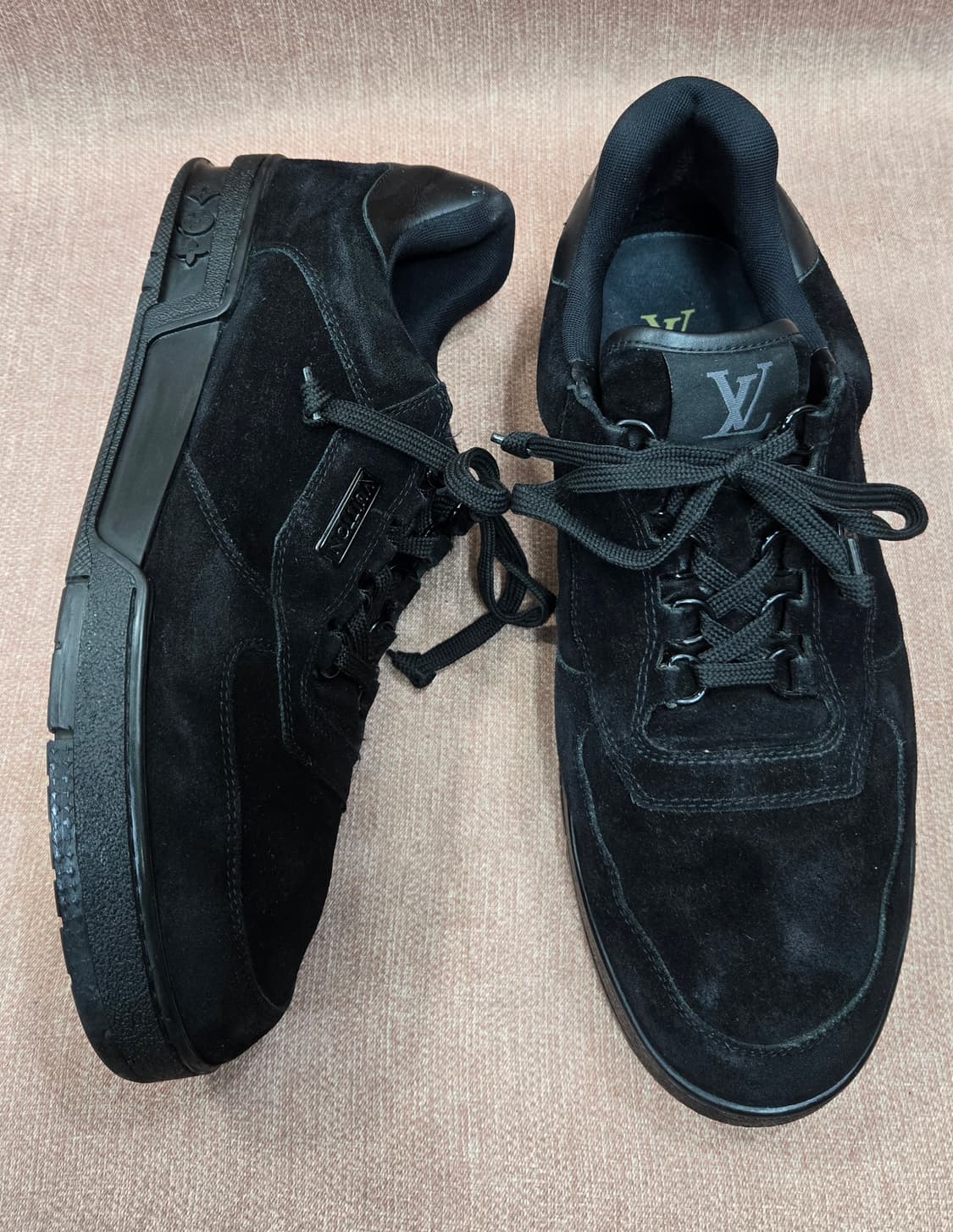 루이비통 275mm-  블랙 스웨이드 스니커즈 상품이미지1