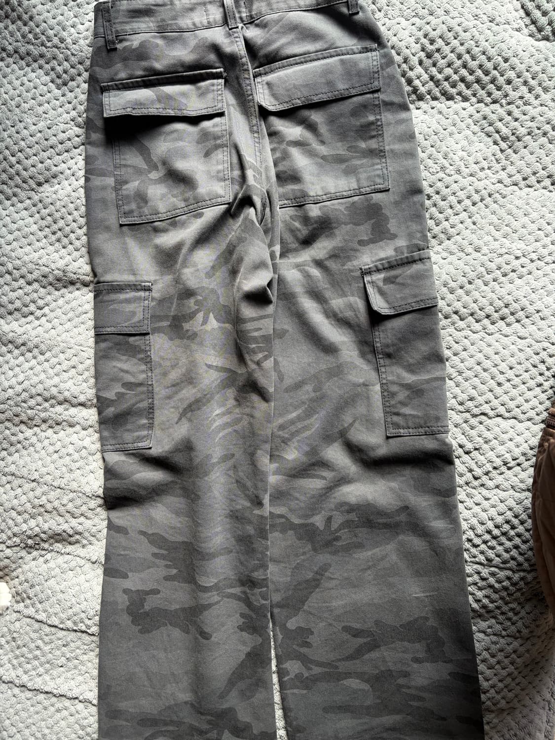 덤 CAMO WIDE CARGO PANTS 14 상품이미지3