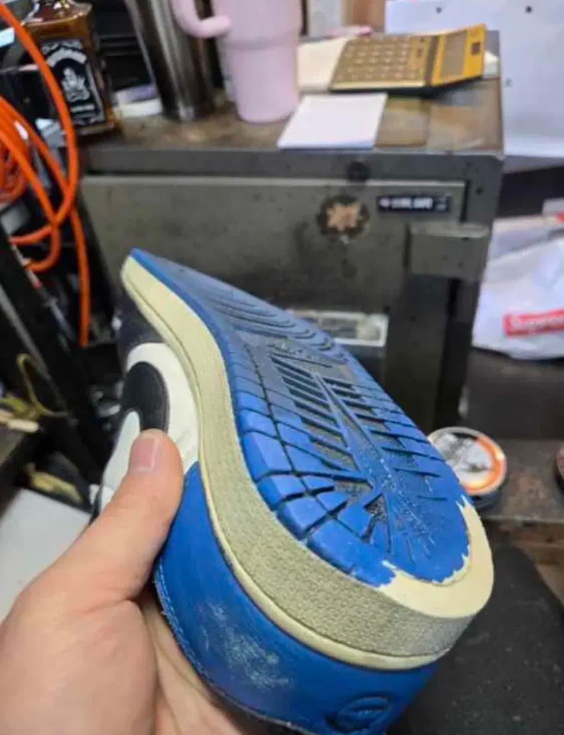 트래비스 스캇 프라그먼트 조던1 로우 \사용감 있음 275 상품이미지9