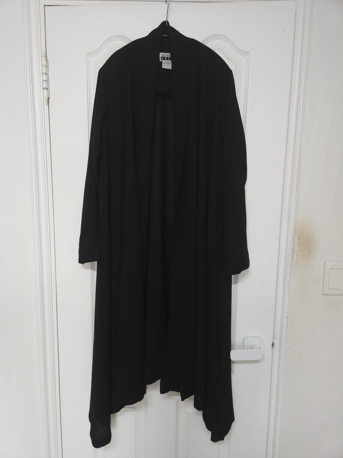 ISSEY MIYAKE  FETE 이세이 미야케 맥시 롱 가디건 블랙 상품이미지1