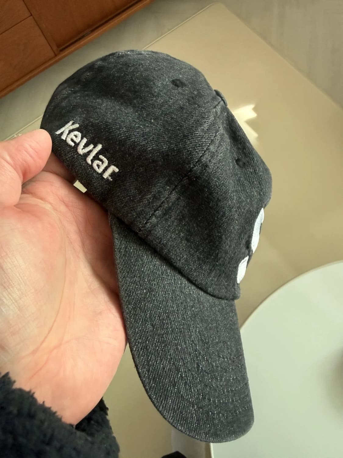 슈프림 케블라 캡 22ss 팝니다! 급처요! 상품이미지2