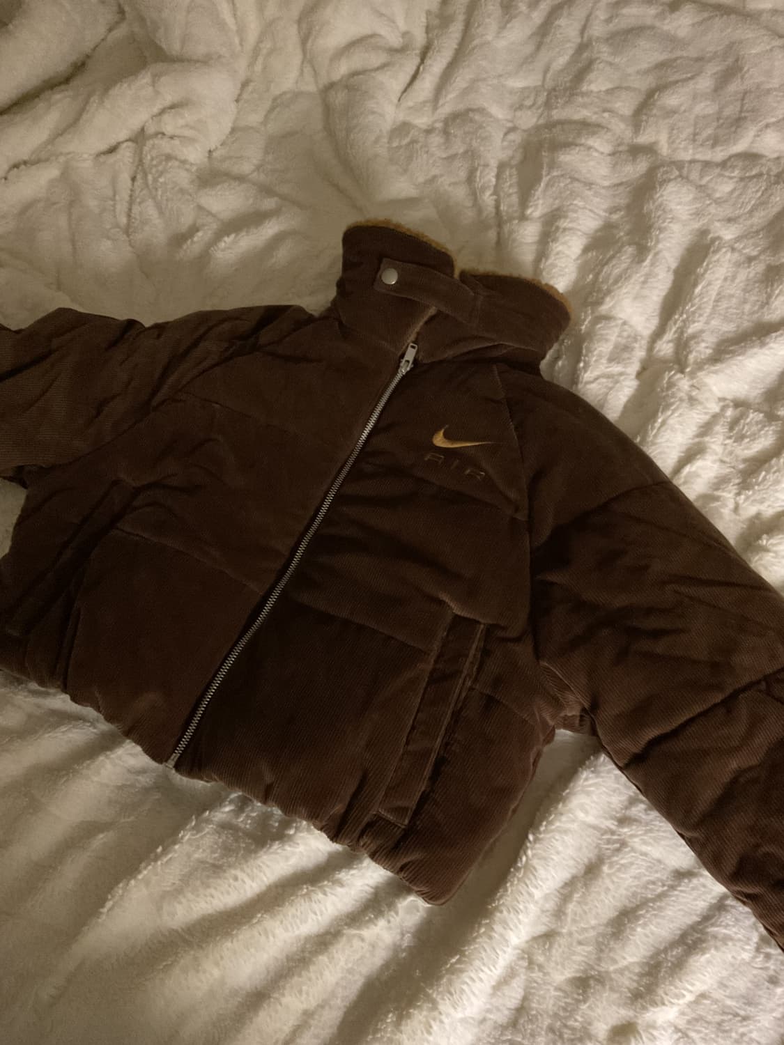 나이키 우먼스 에어 써마핏 코듀로이 크롭 자켓 상품이미지2