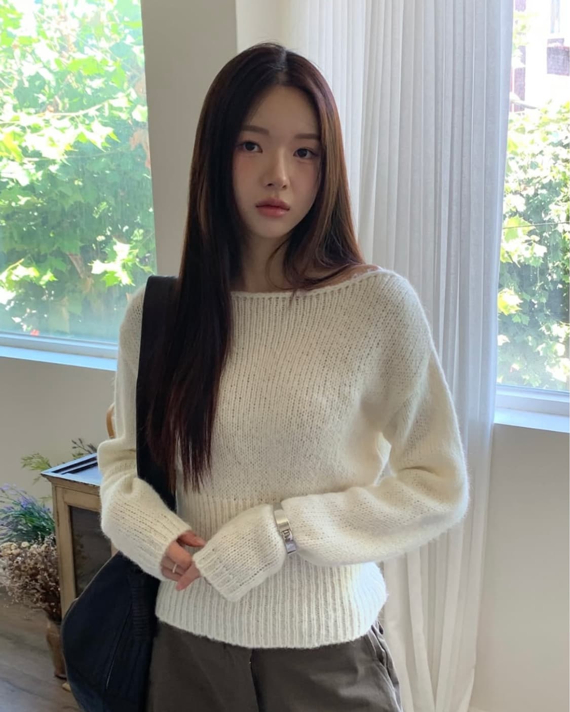 아워캐비넷 알파카 보트넥 니트 - ivory 상품이미지10