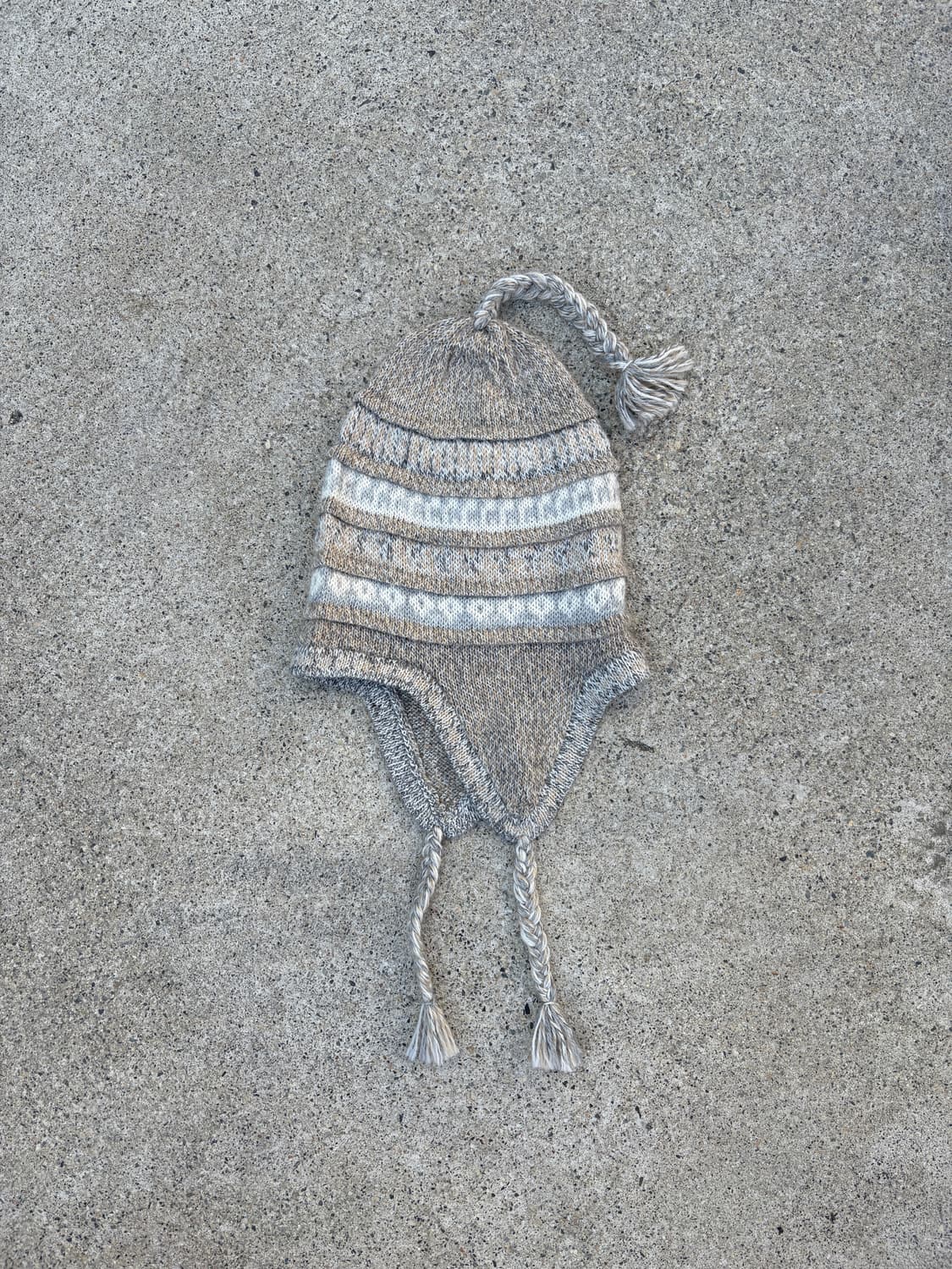 핸드메이드 알파카 이어 플랩 비니 상품이미지1