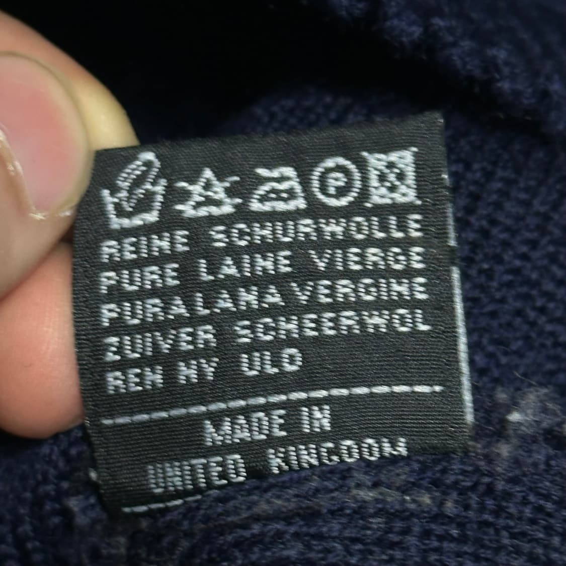 42 버버리 네이비 울 코만도 니트 상품이미지5