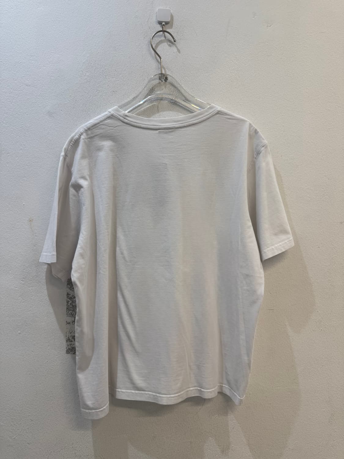 demonic blade character white T-shirt  상품이미지2