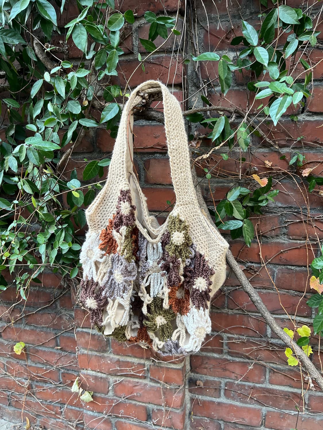 꽃 뜨개질 토드백 상품이미지1