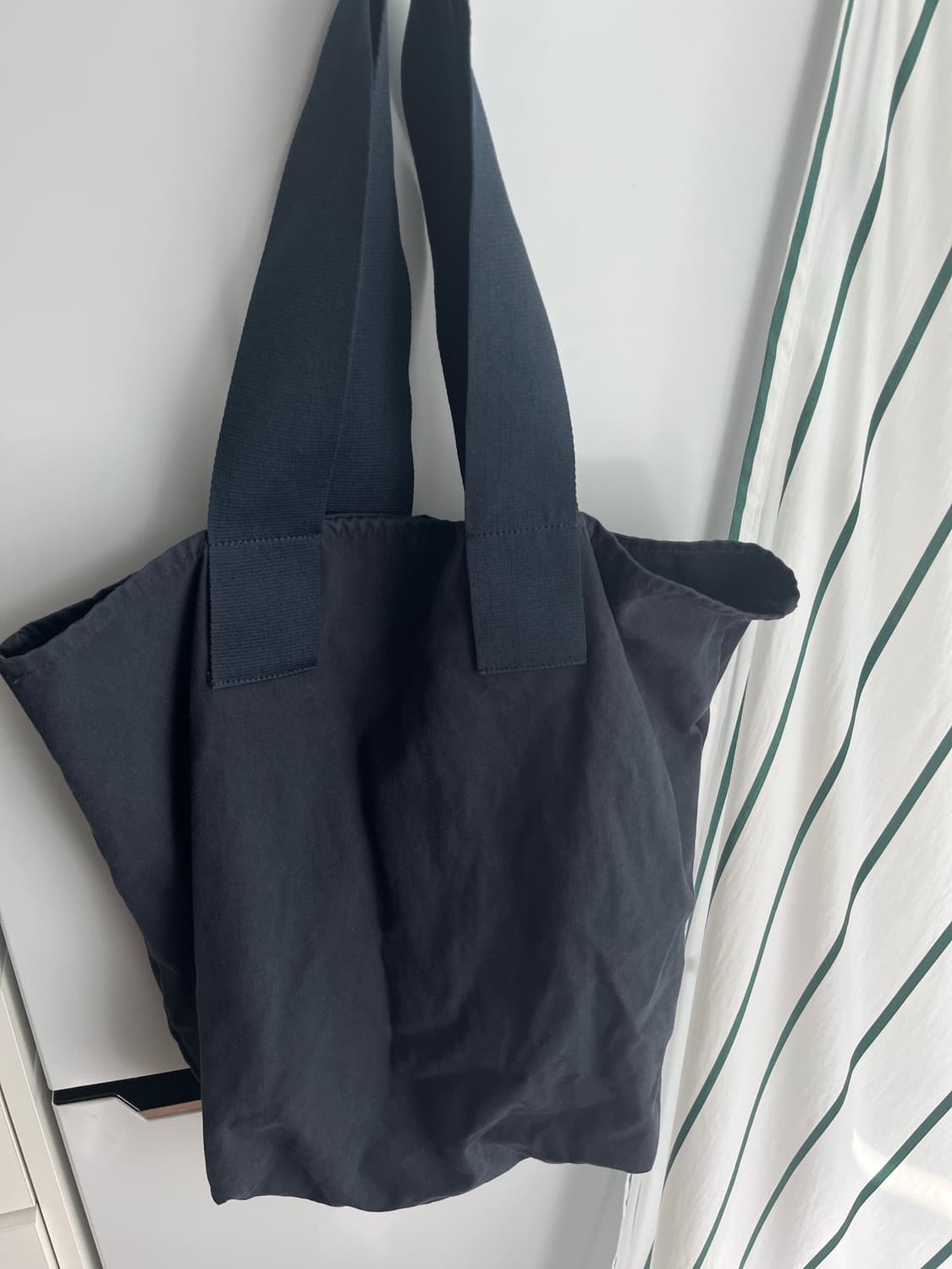 COS 코튼 숄더백 상품이미지2