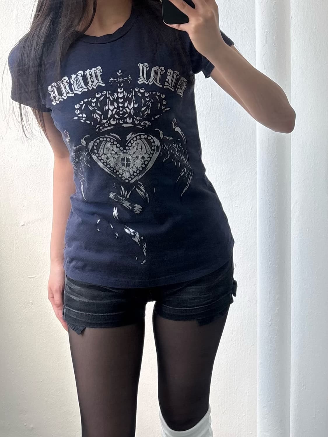 Vintage Navy Heart Graphic T-shirt 상품이미지5