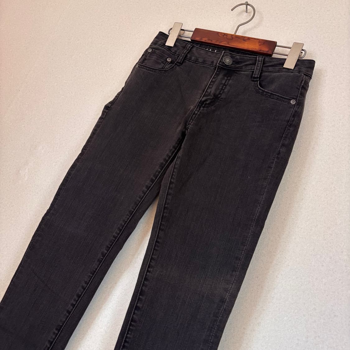 질스튜어트 26 차콜 스키니진 스판 데님 지퍼 페이딩 변색 상품이미지10