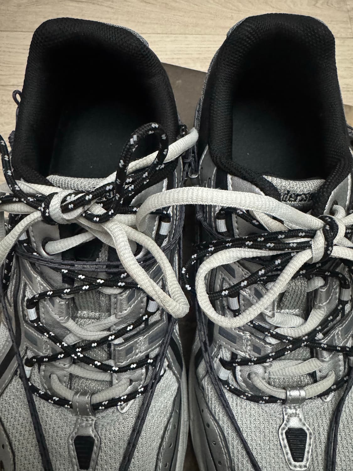 아식스X앤더슨벨 젤 1090 글레이셔 그레이 실버 상품이미지6