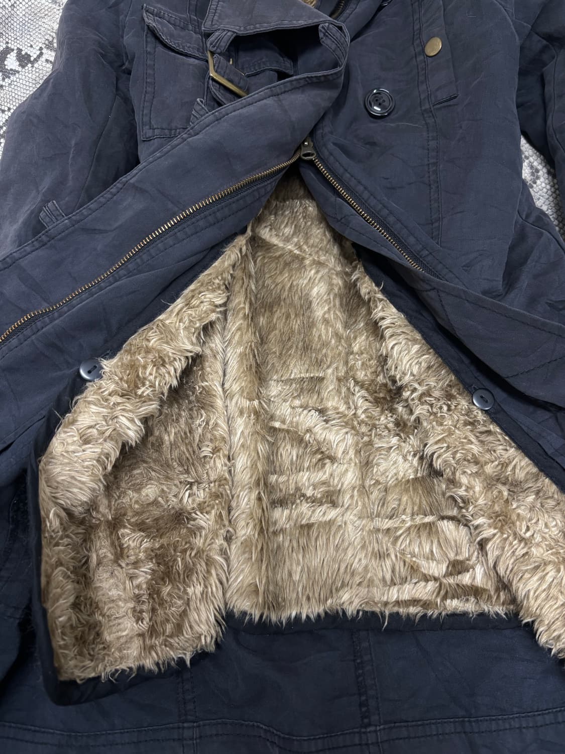 [ABAHOUSE]00‘s Grunge Fur Trimming Jacke 상품이미지3