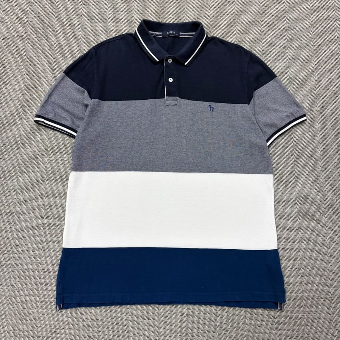 헤지스 단가라 피케티셔츠 v2933 상품이미지1