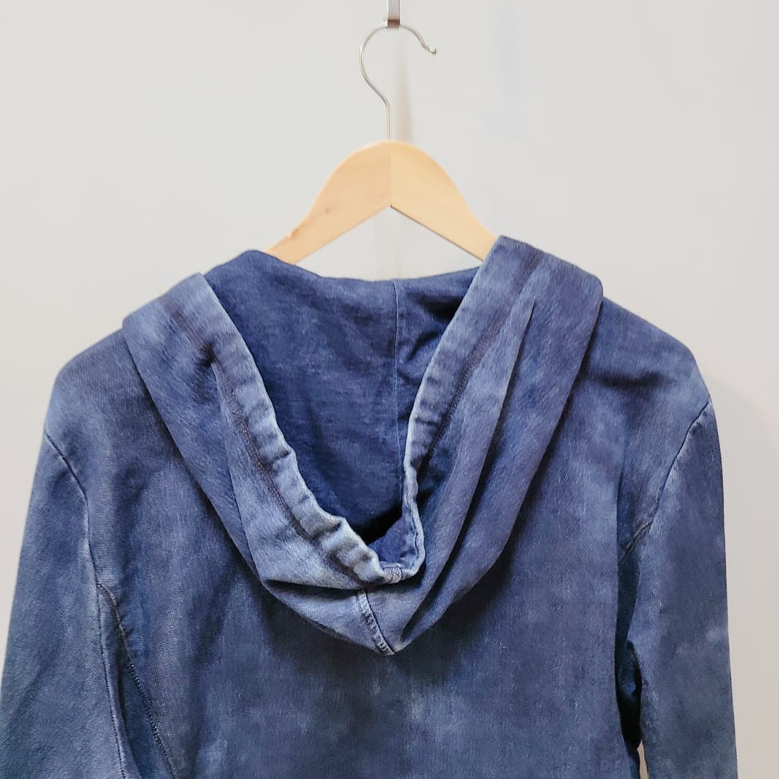 L) 게스 부드러운 데님 후드집업 상품이미지10