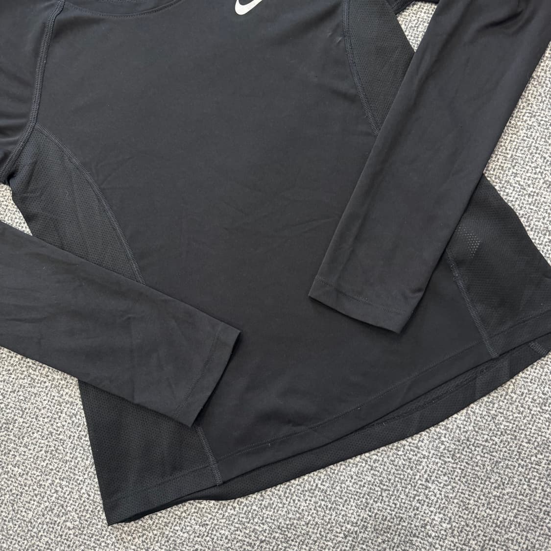 나이키 런닝 드라이핏 롱슬리브 상품이미지3