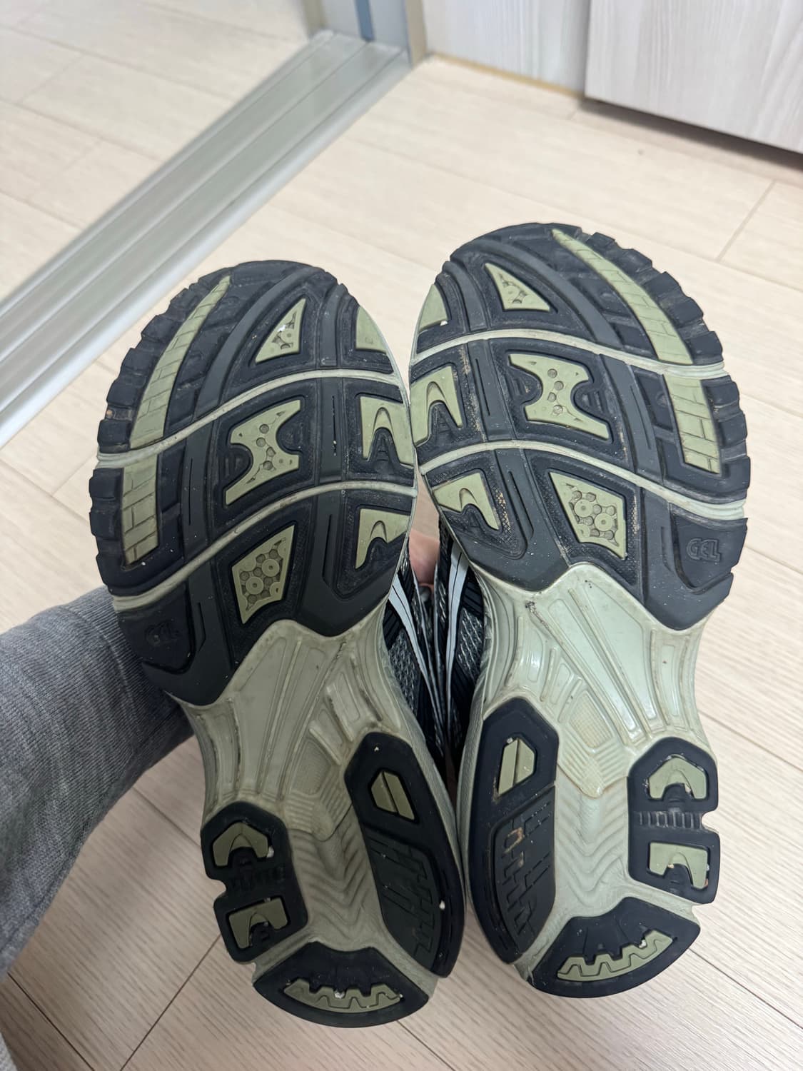 아식스 UBS-S 젤카야노14 피드몬트 그레이 상품이미지2