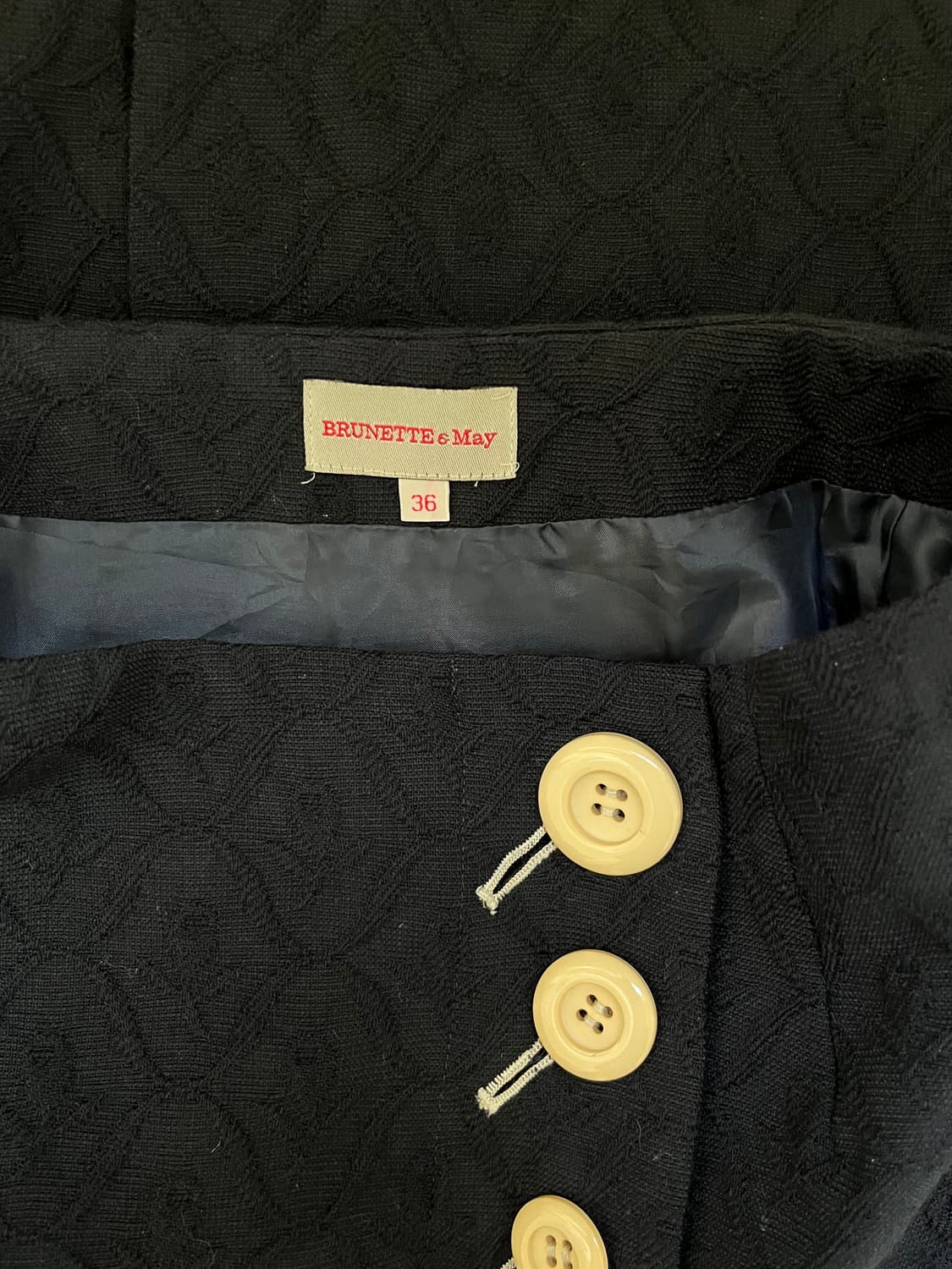 BRUNETTE 실루엣 플라워 랩 스커트 상품이미지10