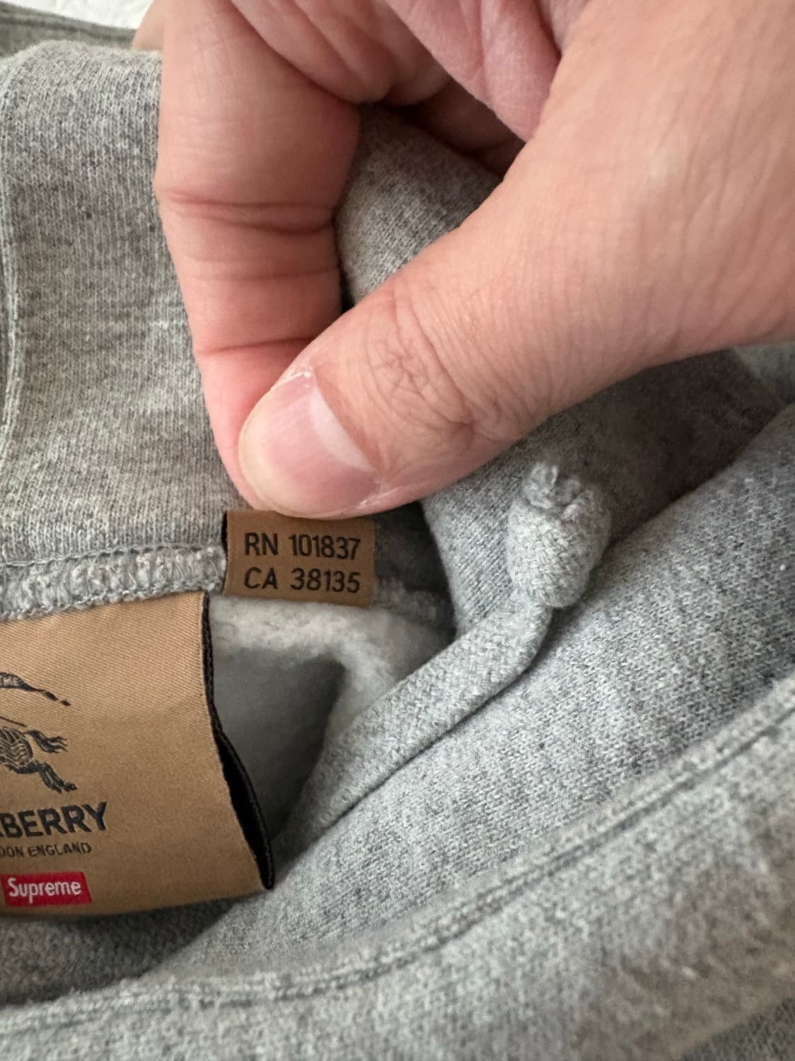 슈프림 버버리 박스로고 후드 상품이미지7