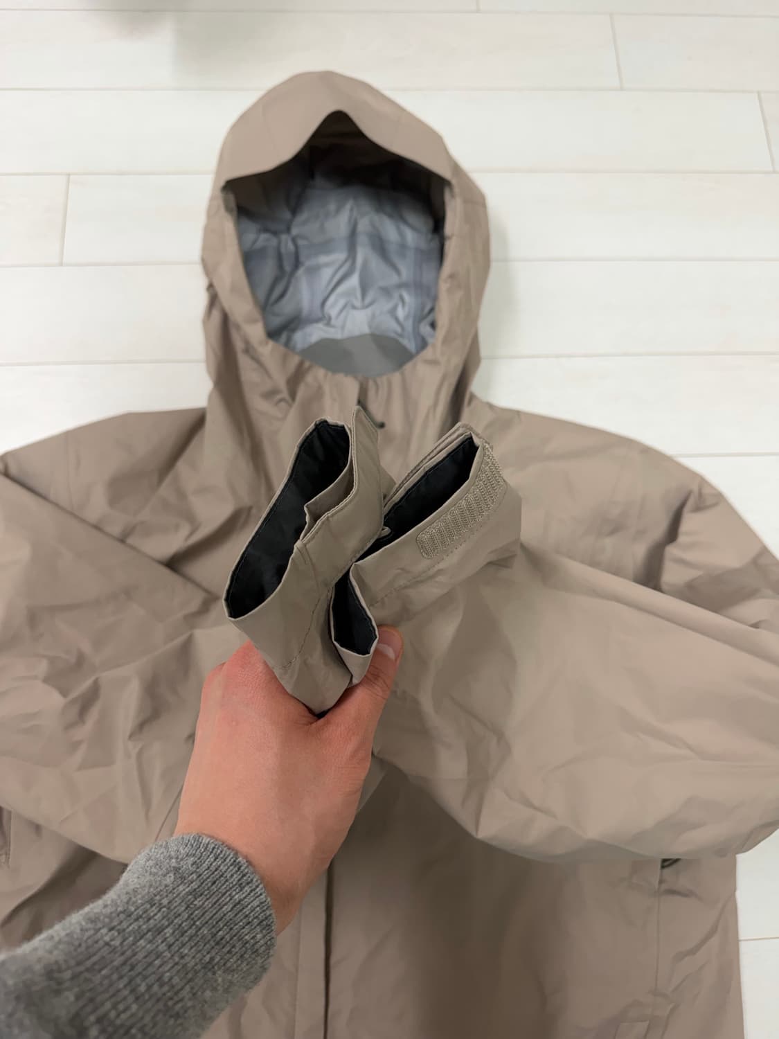 파타고니아 토렌쉘 3L 씨버드 그레이 자켓 L 사이즈  상태감 8.5/1 상품이미지2